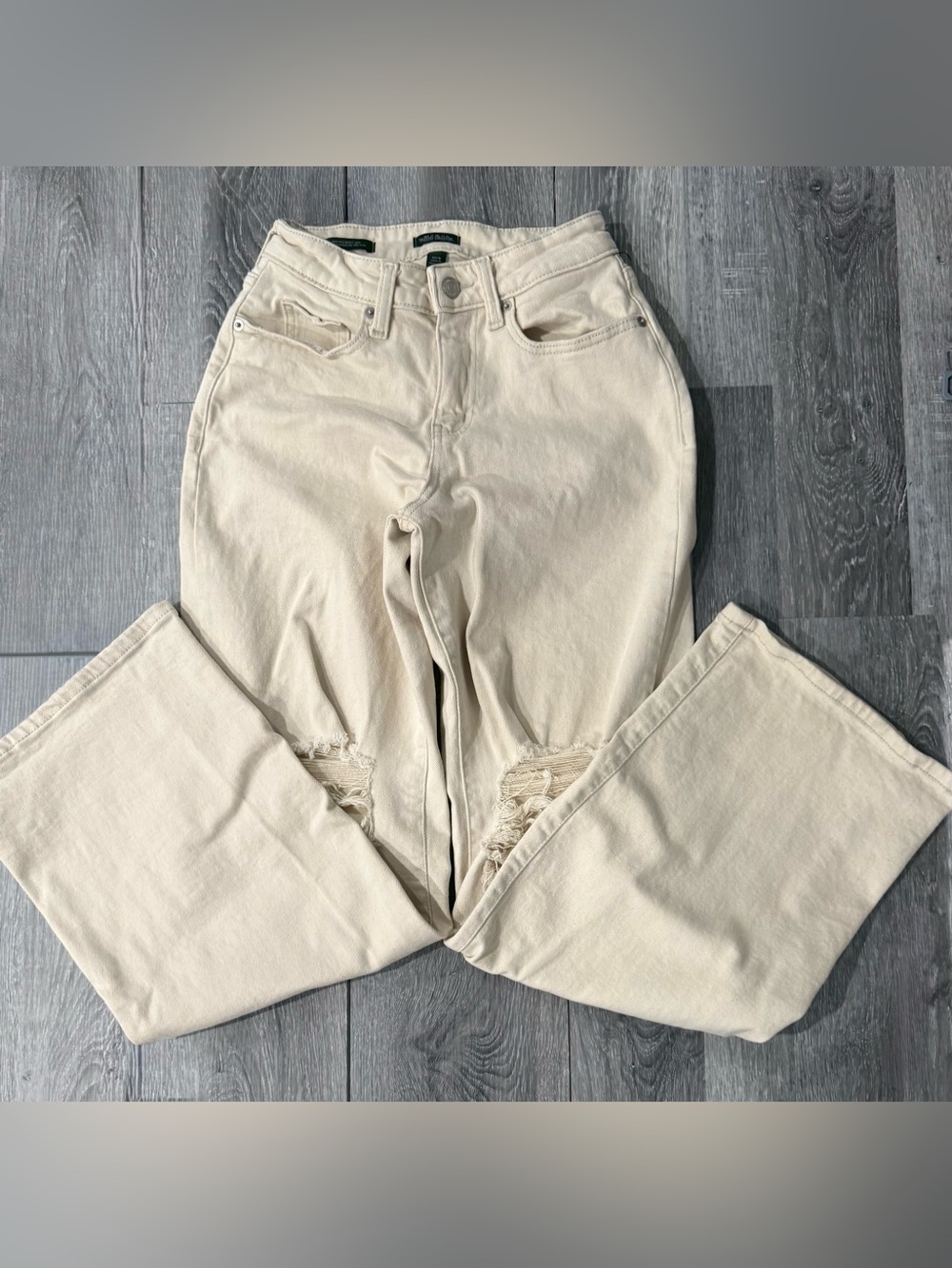 Wild Fable Women’s Beige Light Wash High Rise Wide Leg Jeans Distressed Knees
